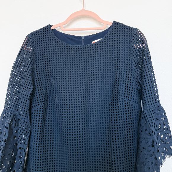 Judy Connally Danielle Spring Lace Bell Sleeve Shift Dress Navy Blue Size Small - Picture 2 of 7